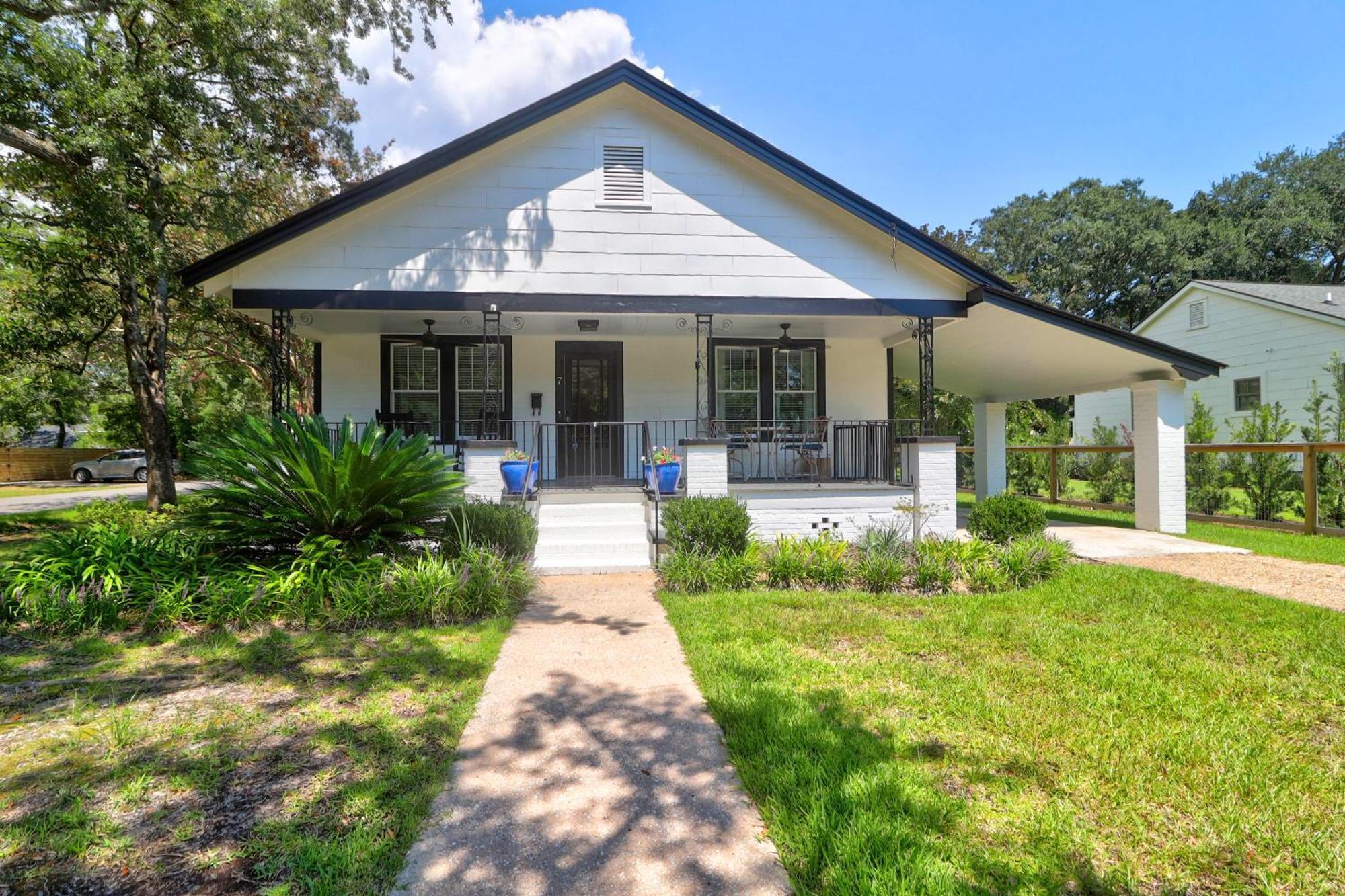Вилла Charming Charleston House Экстерьер фото
